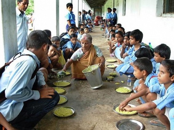 Negligence in serving good quality midday meal: Authorities in deep slumber  